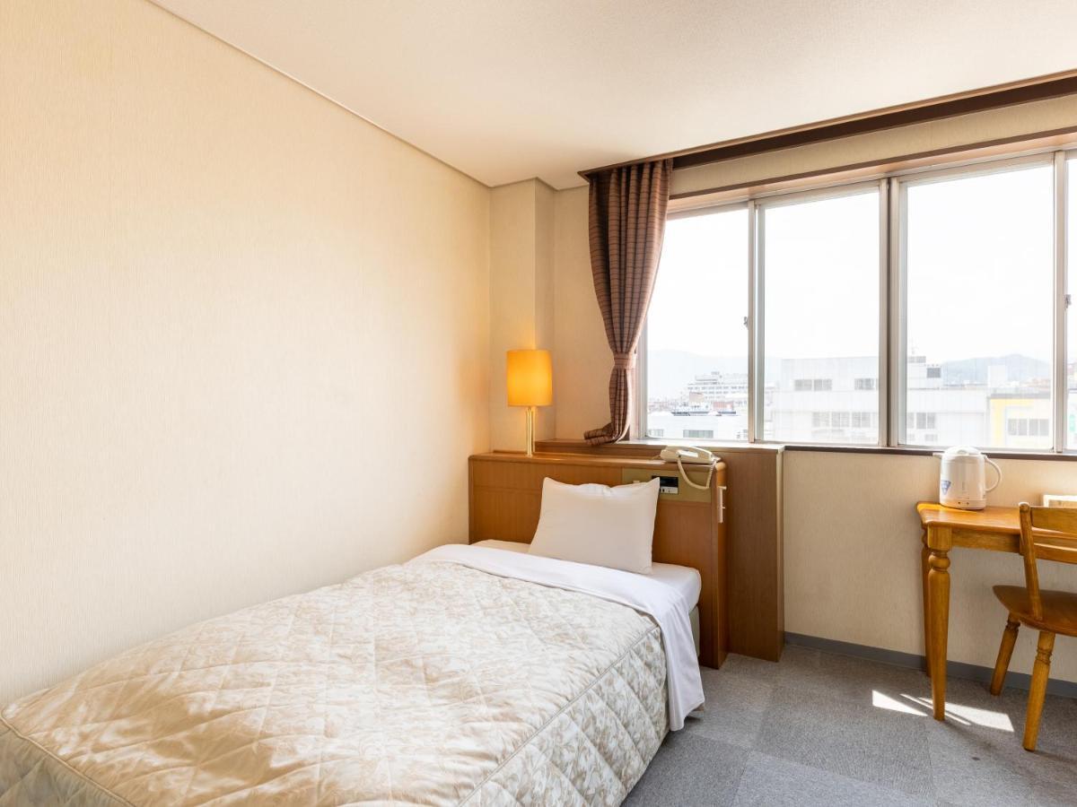 Tabist Kanko Business Hotel Matsuyama Hida Takayama Такаяма Екстериор снимка