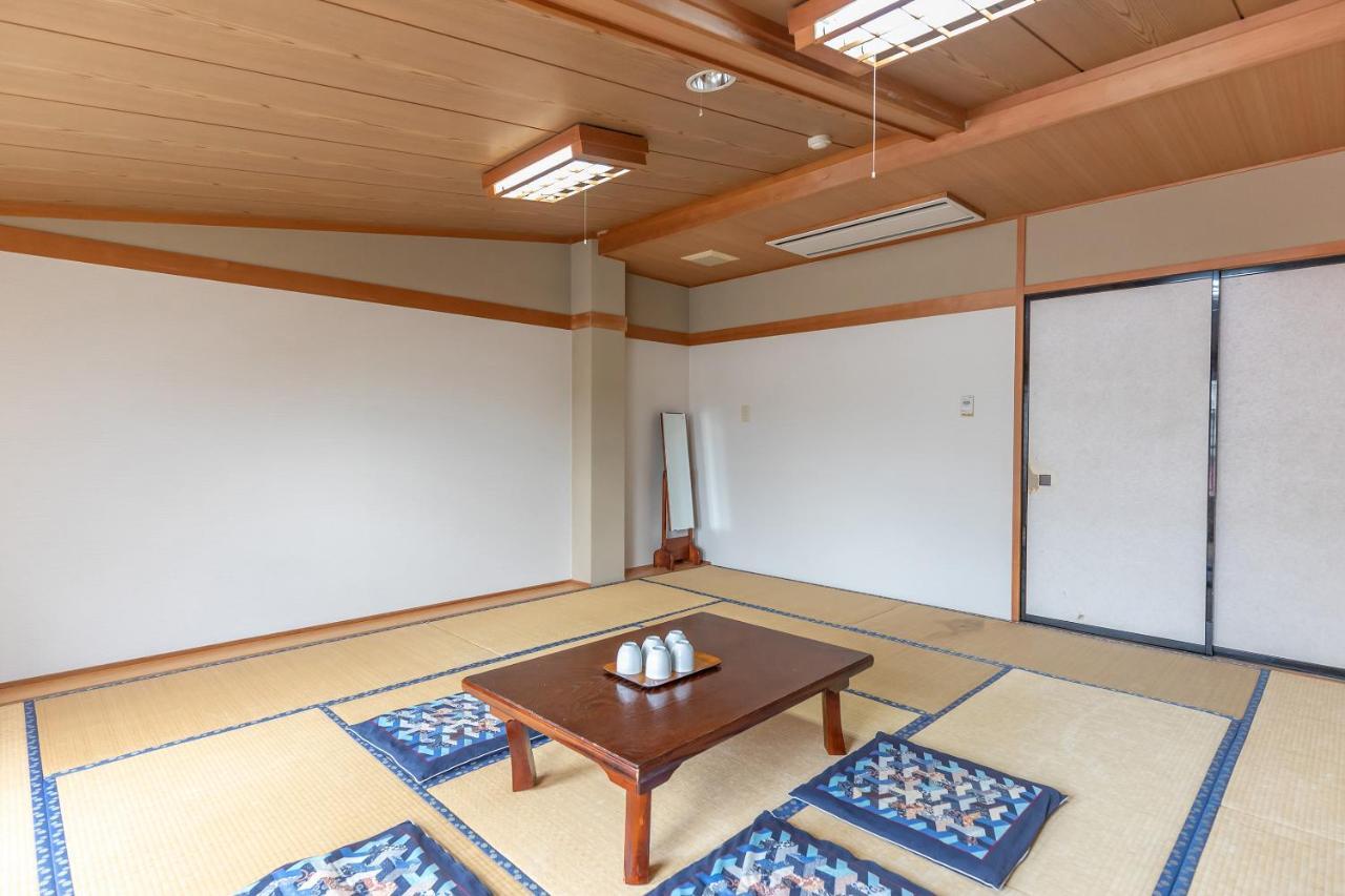 Tabist Kanko Business Hotel Matsuyama Hida Takayama Такаяма Екстериор снимка